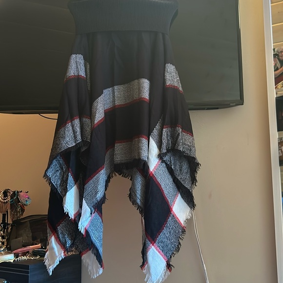 New-no tags- poncho shawl - Picture 1 of 5